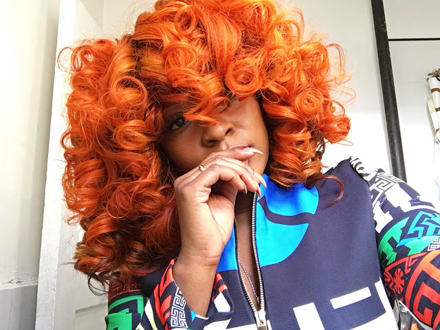 orange-curls-on-stafani